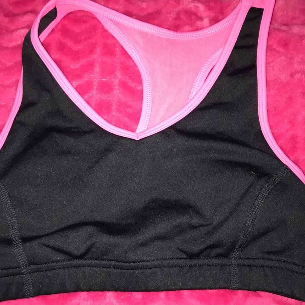 Sports bra
